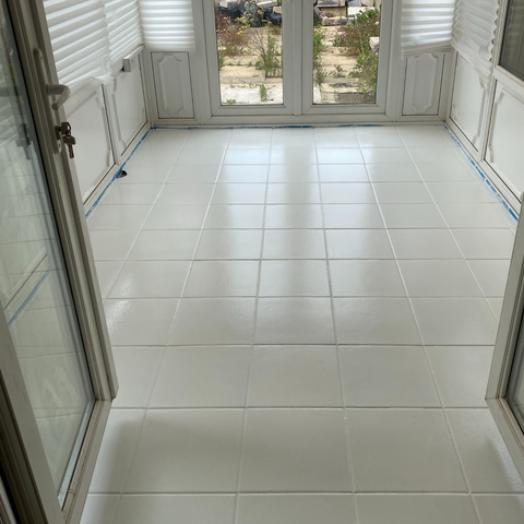 Painting conservatory floor with white paint