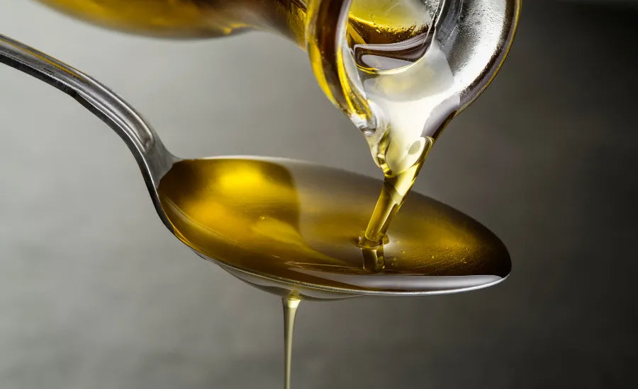 replacing cooking oil to prevent foaming