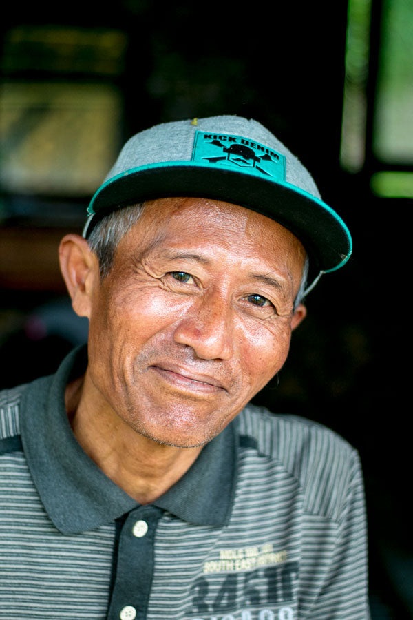 Producteur d'épices sur l'île de Java, en Indonésie, avec qui nous collaborons