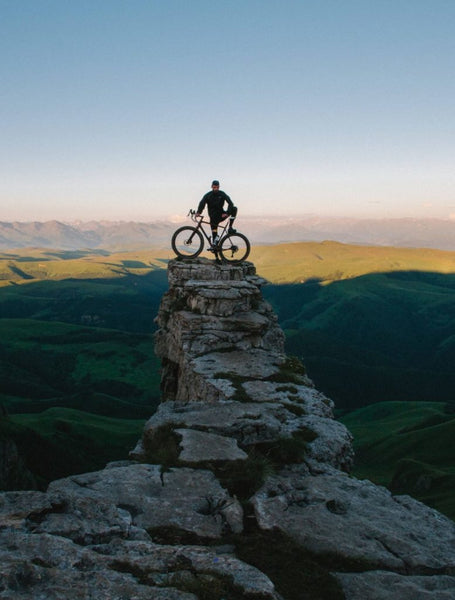 Radfahren ist ein wunderbares Ausdauertraining und hilft beim Fettabbau.