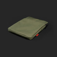 boxTabletPouch.jpg__PID:acd32703-1e06-4664-85b8-d9caefa5cd87