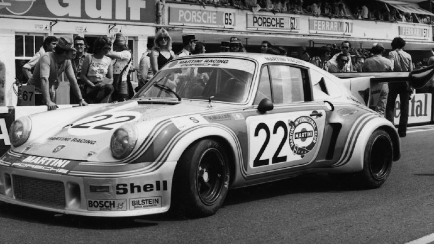 Porsche-911-RSR-2.1_at_1974_24-Hours-of-Le-Mans