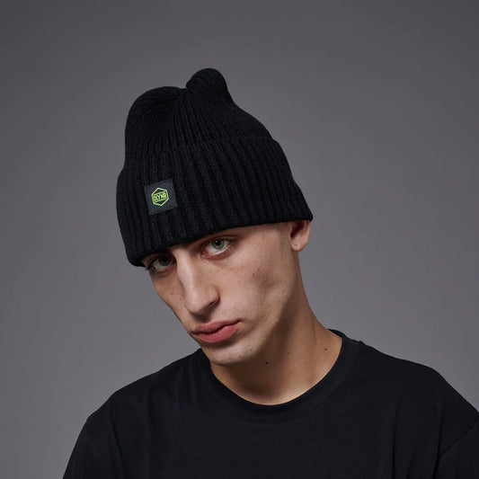 DOLLY NOIRE Logo Label Beanie Black/Yellow