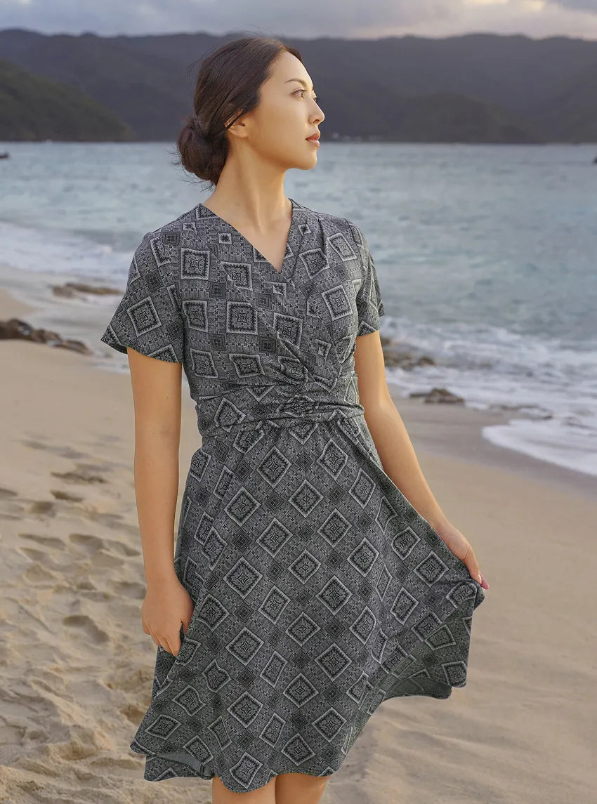 藍龍郷_マリリンワンピース_1.webp__PID:a60be0c3-21b9-482b-af2f-30c86ffb1fea