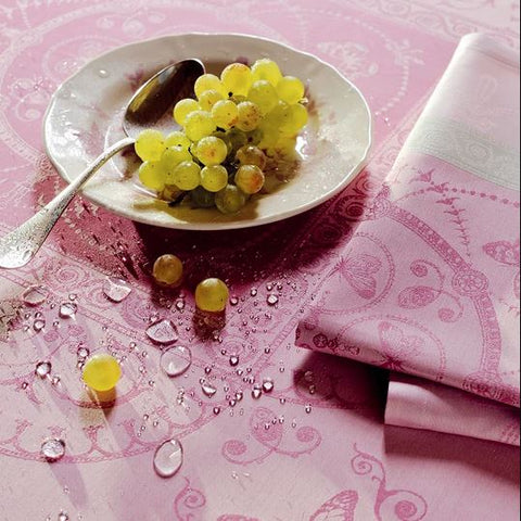 Table Runner