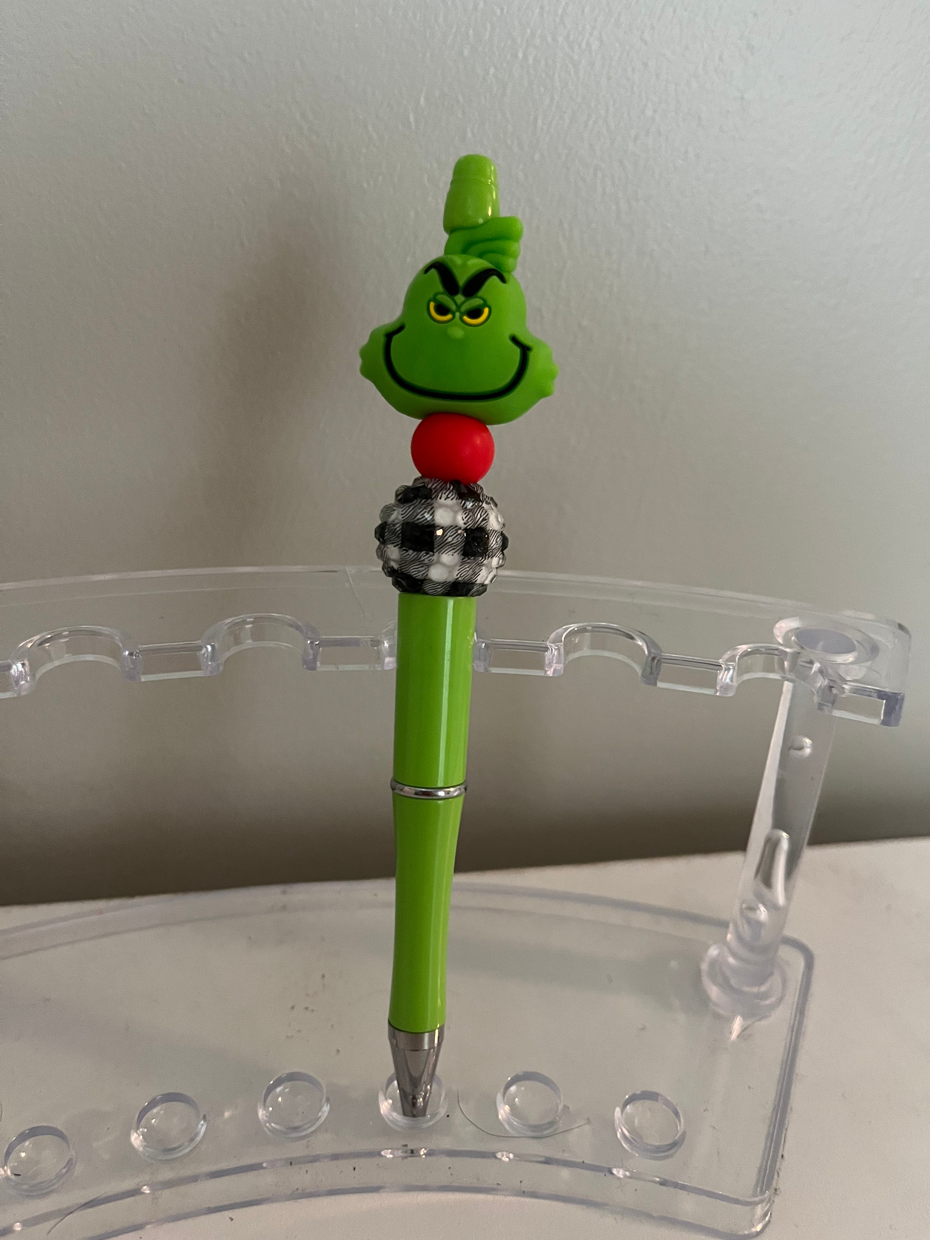 3d green man with plaid bead