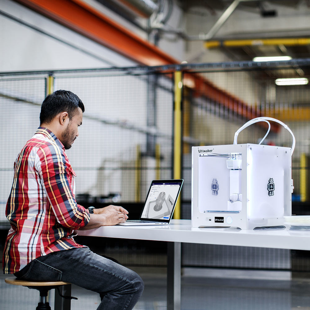 Ultimaker 3 connectivity means seamless integration with the 3D printing workflow