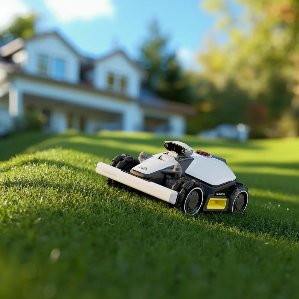 Mammotion Luba Mini 800 AWD Wire-Free Robotic Mower - Image 5