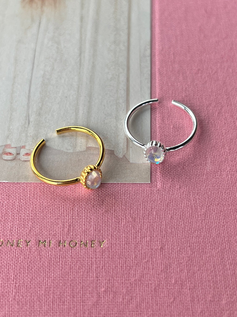 Tiny Heart Aurora Ring – ALLISON BROWN