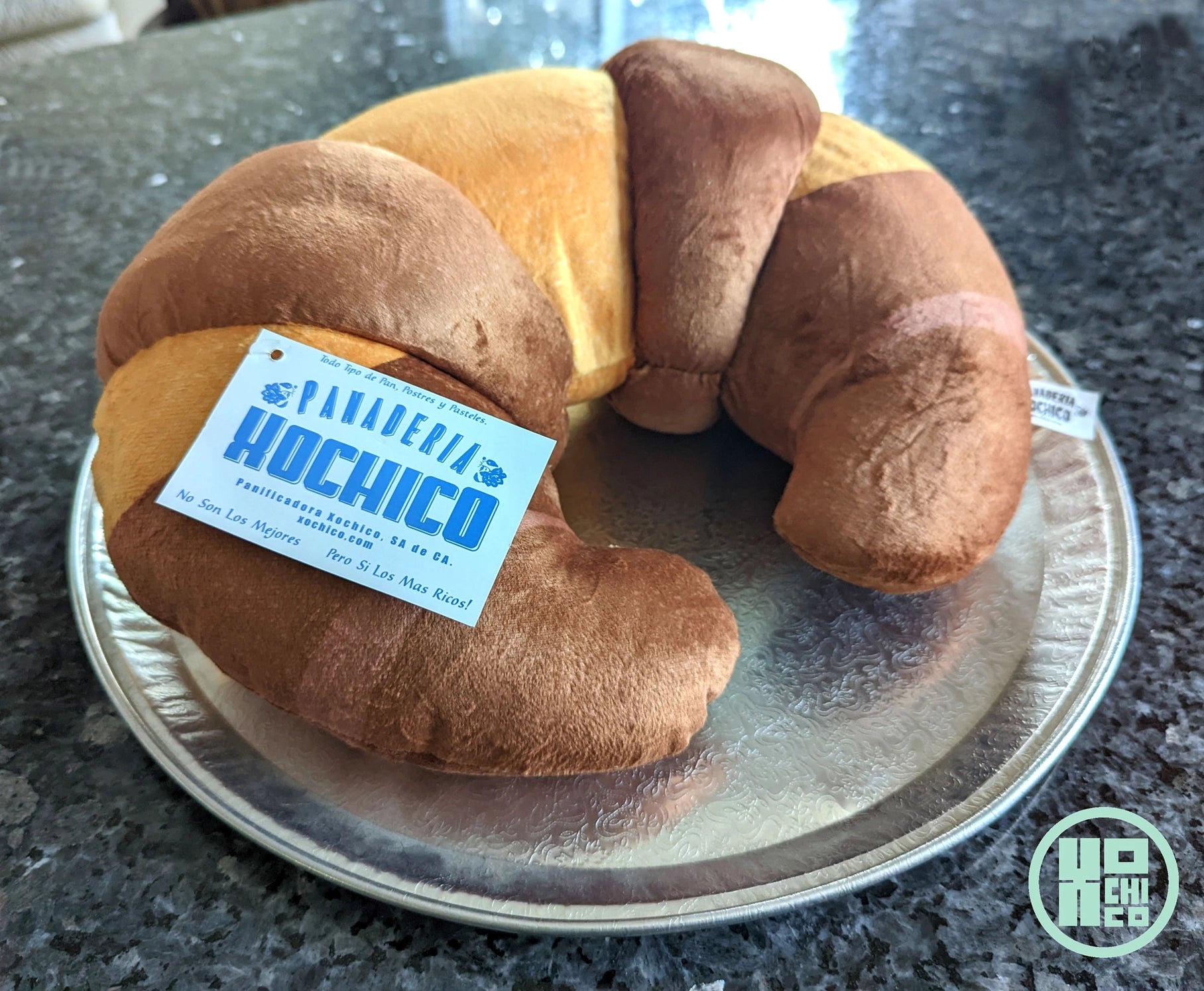 Cuernito Croissant Plush