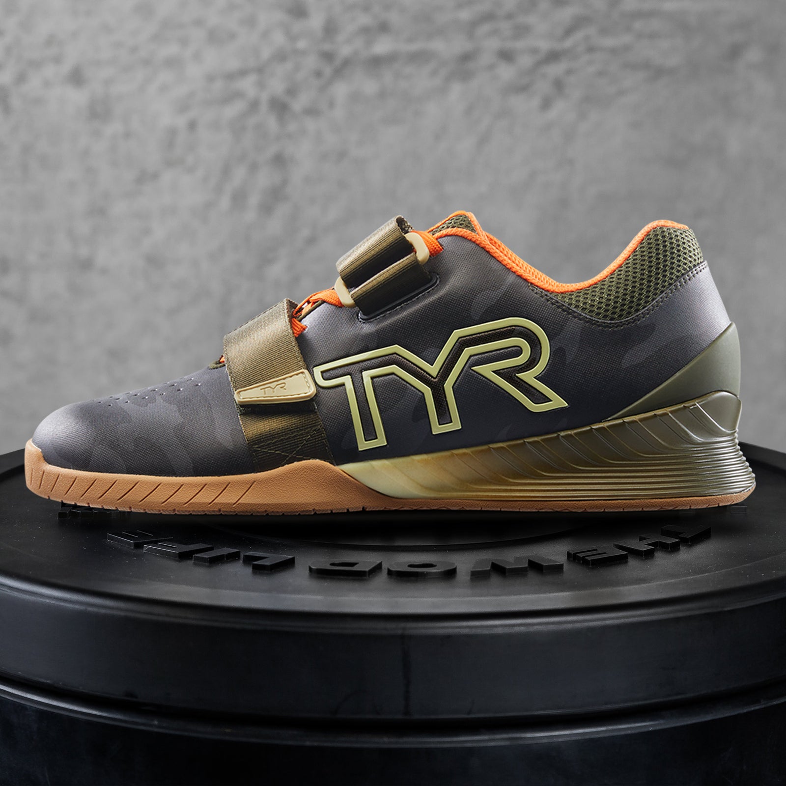 tyr lifting shoes