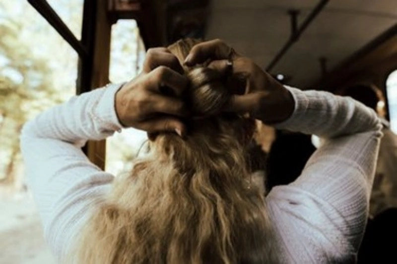 achieving heatless curls with braids