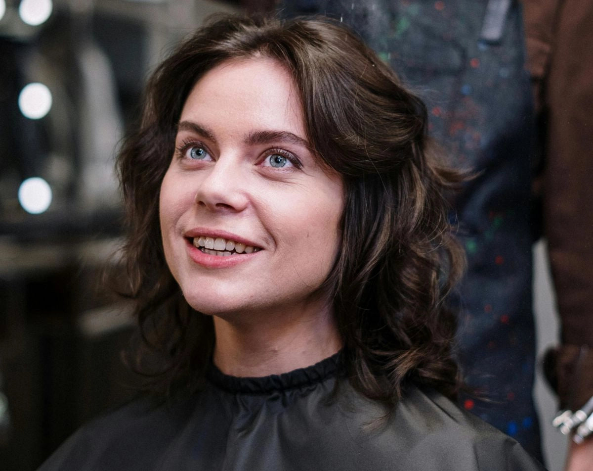 hair type suits a curly bob