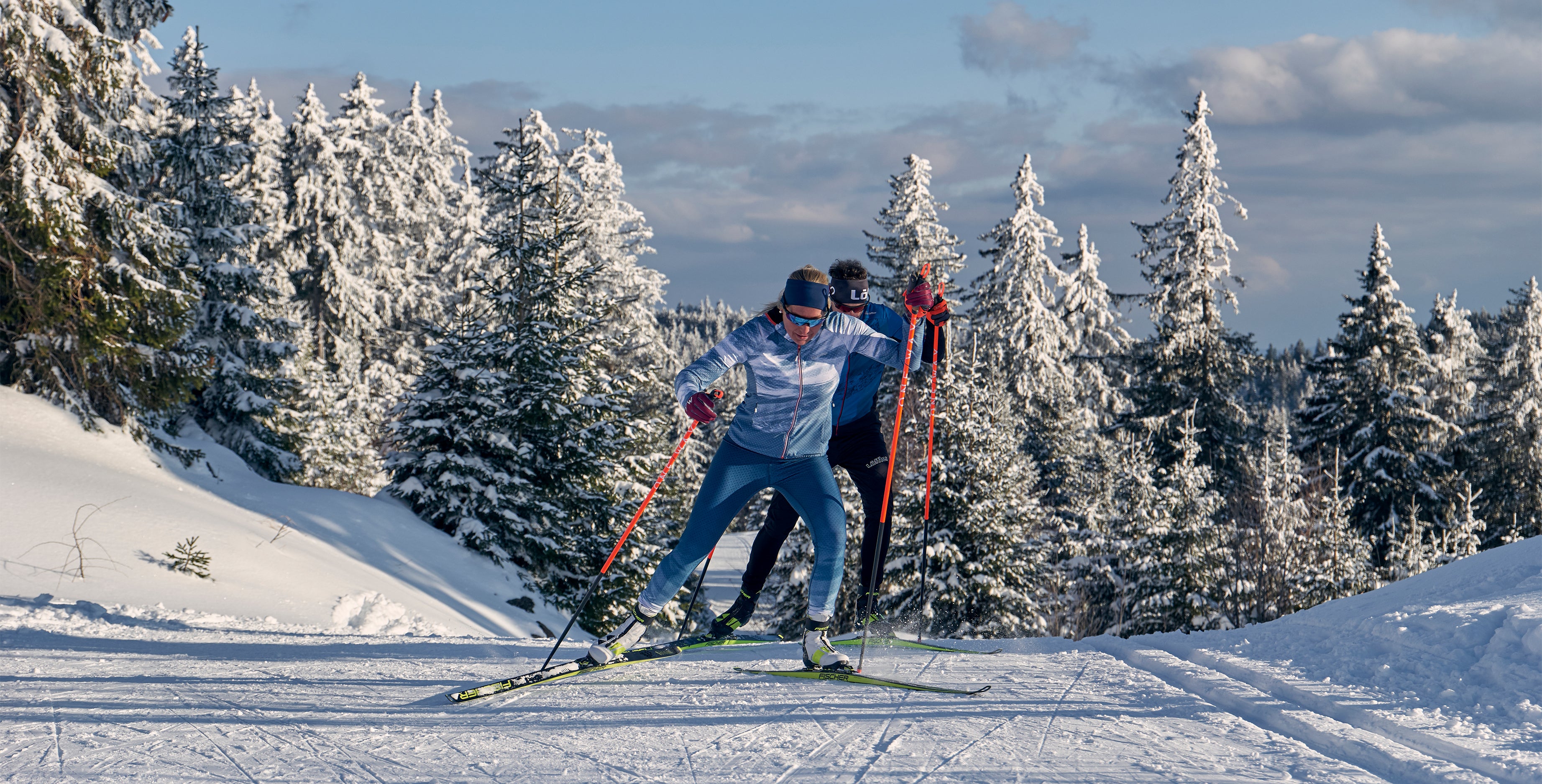 classic-cross-country-skis-skate-skis