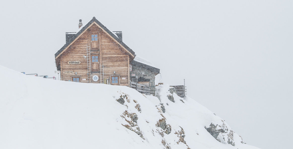 skiing-with-guide-from-compagnie-des-guides-de-chamonix