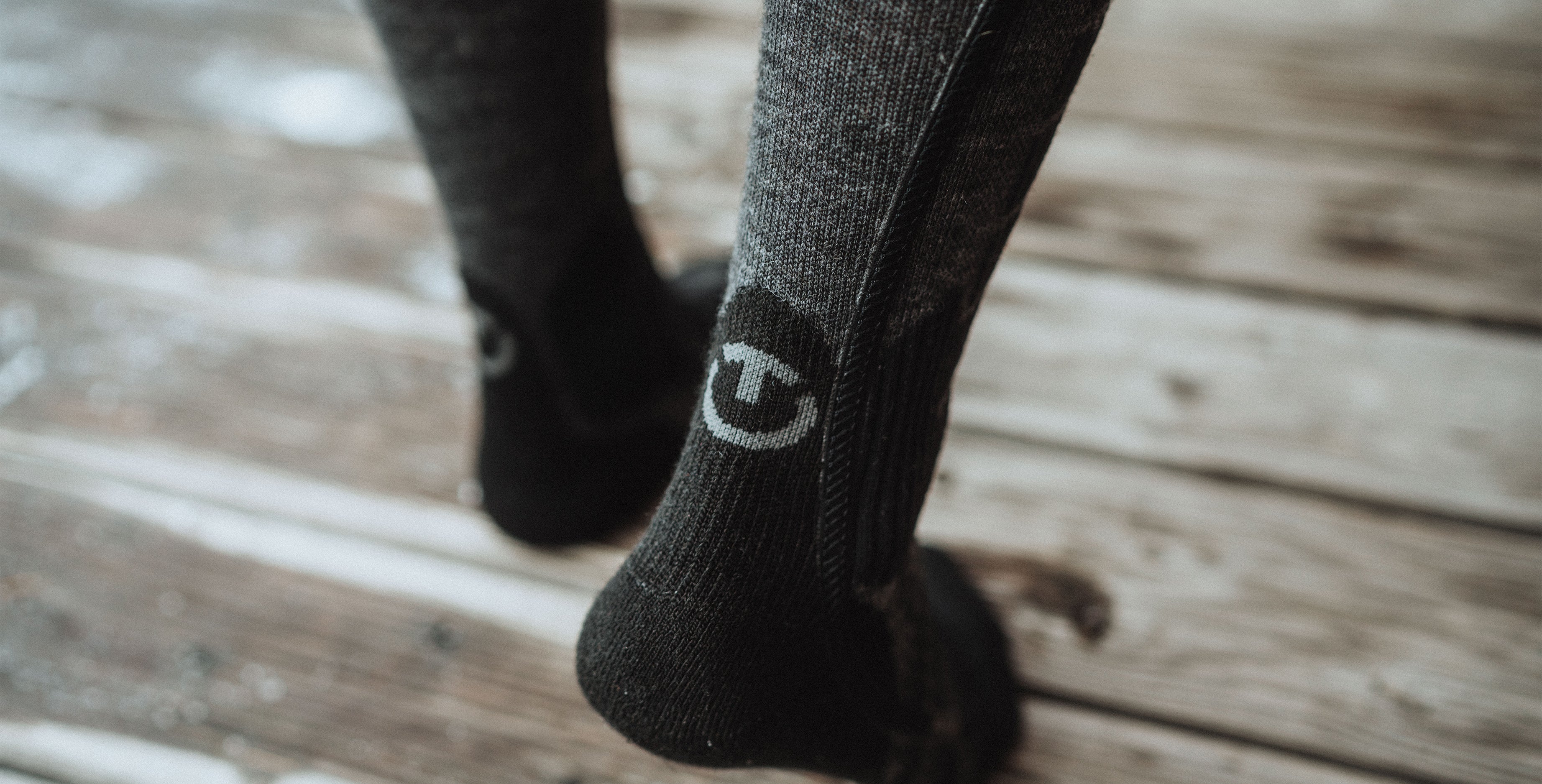 wash-heated-ski-socks