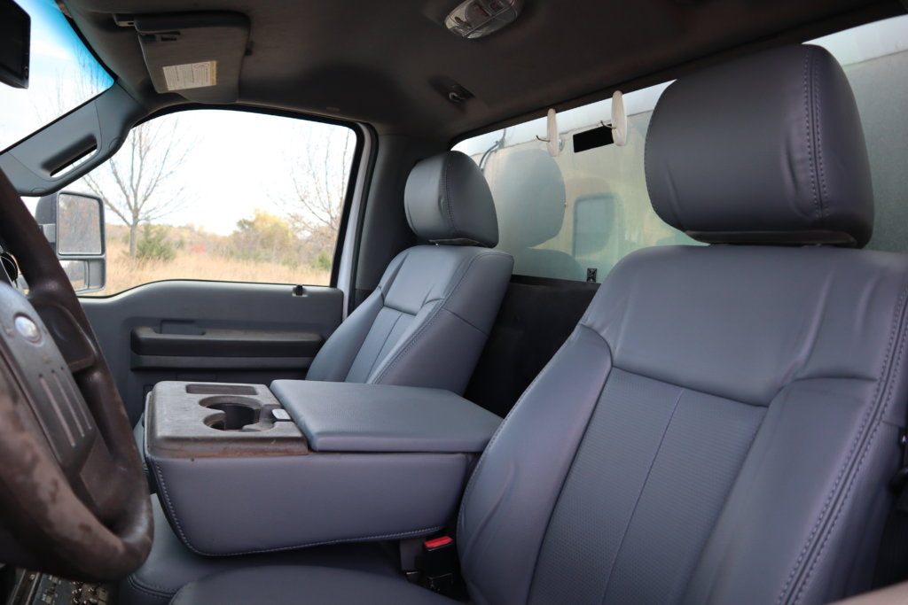 Inside of the truck that had TigerTough seat covers on it for eight years after the covers have been removed, showing a flawless interior.