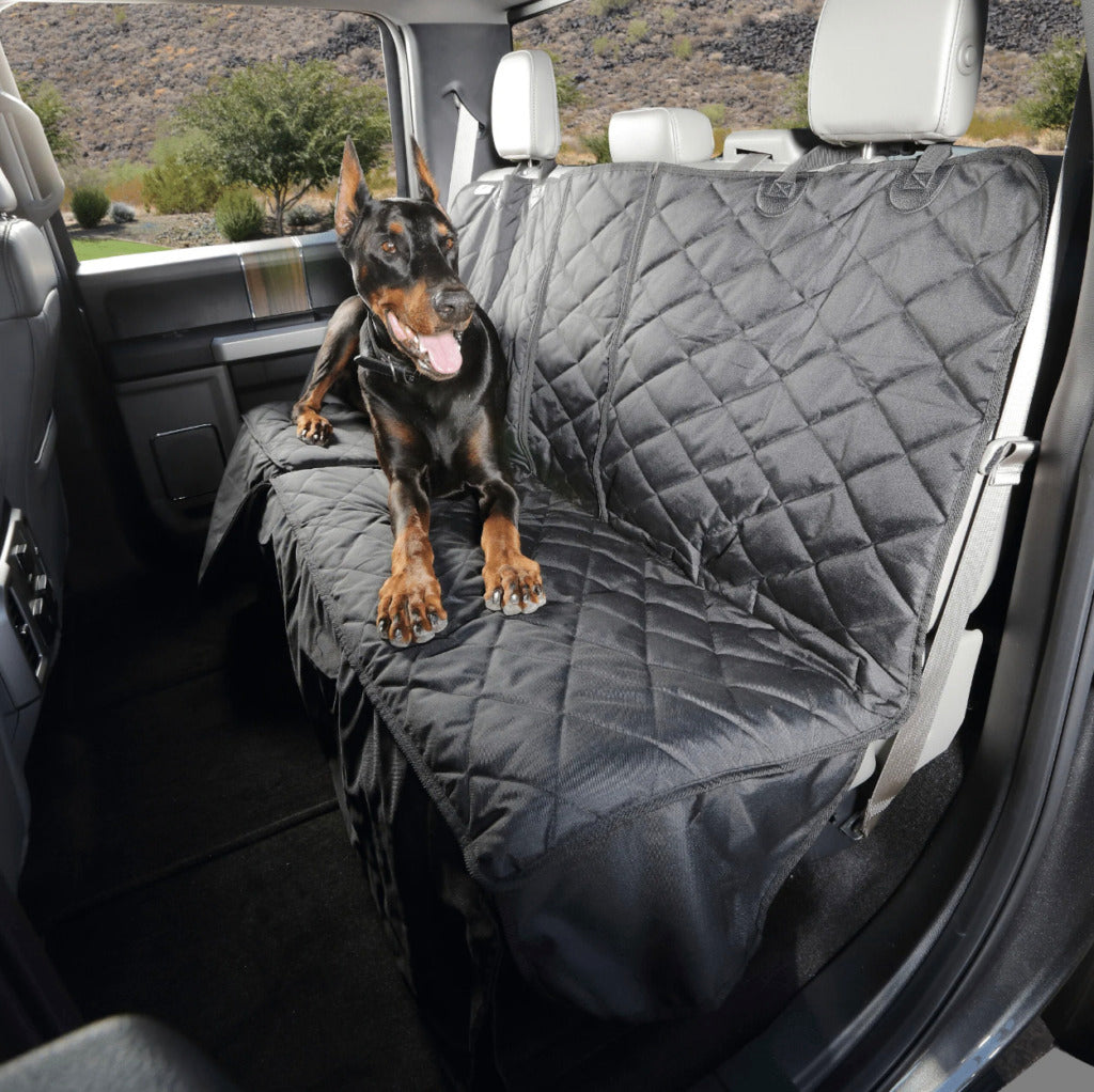 doberman on a 4knines black bench seat cover