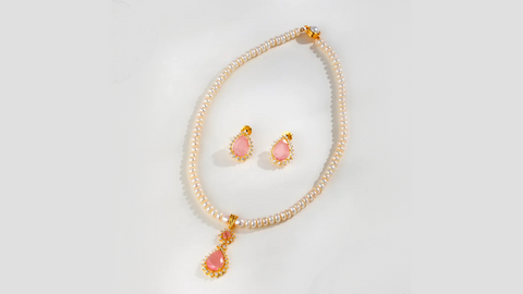 Rose pearl necklace set