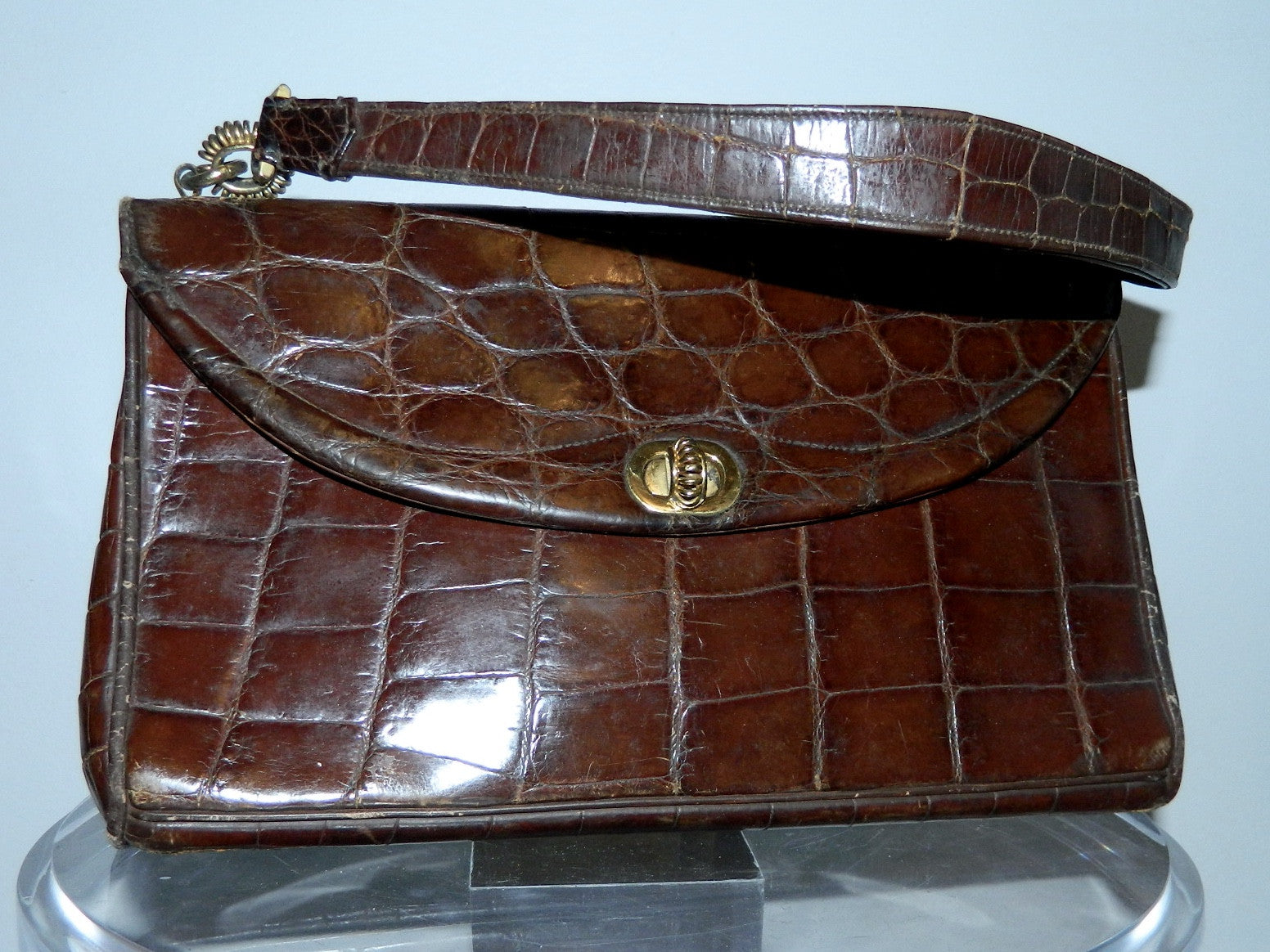 vintage LOEWE alligator handbag 1940s turn lock brown gator kelly bag ...