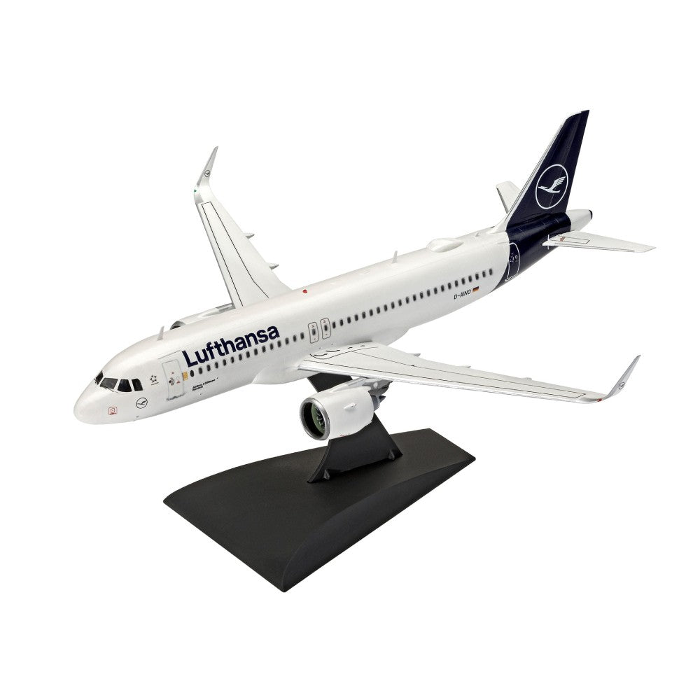 Set de Constructie Revell Airbus A320neo Lufthansa 