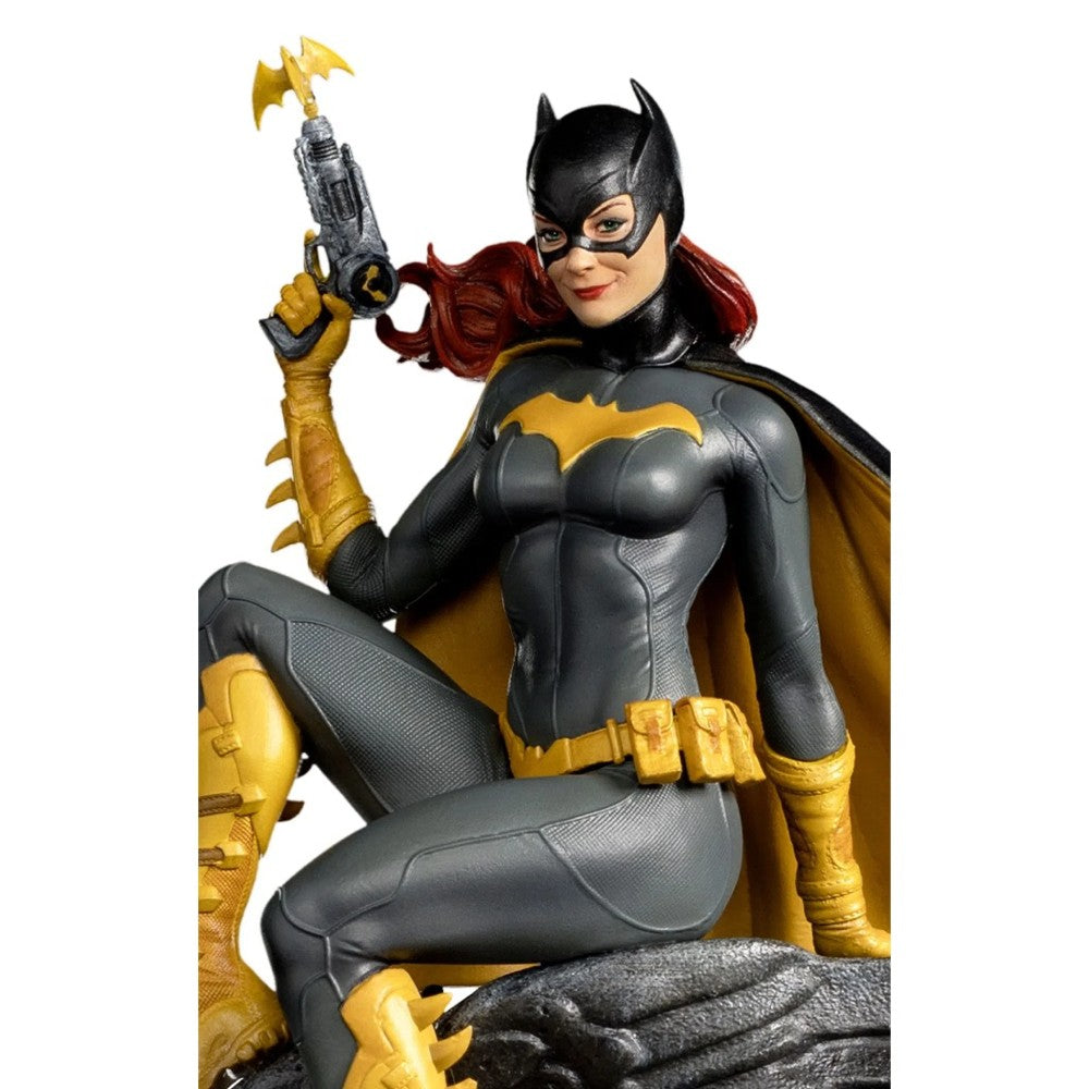 Figurina DC Comics Deluxe Art Scale 1/10 Batgirl 26 cm