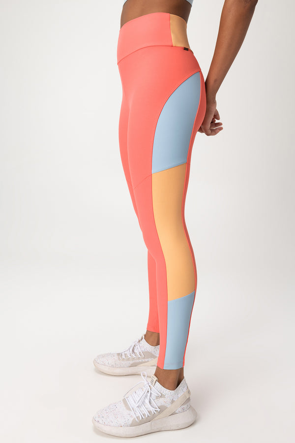 Side Fresh Leggings – LIVE!