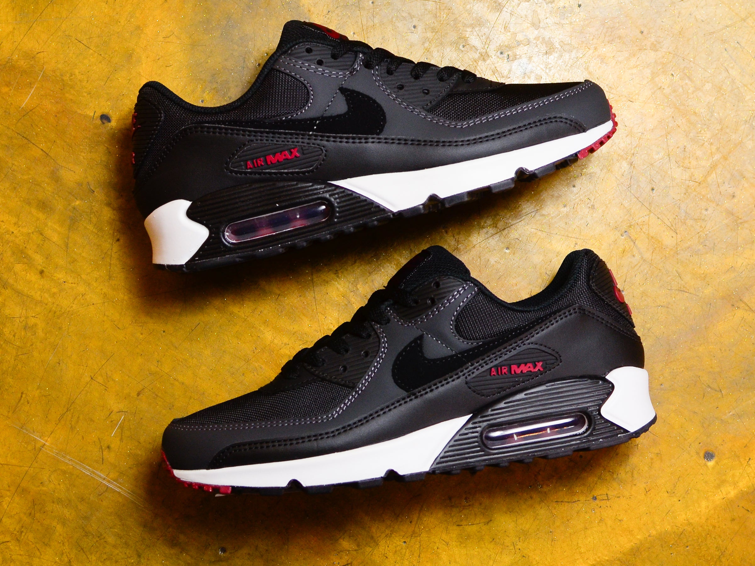 Air Max 90 - Anthracite / Black / Team Red / Summit – THE SURE STORE
