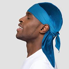 Do you put the velvet side of durag on hair?