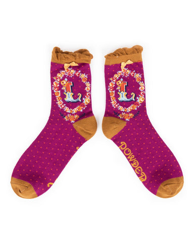 Powder Alphabet Ankle Sock - L 8013