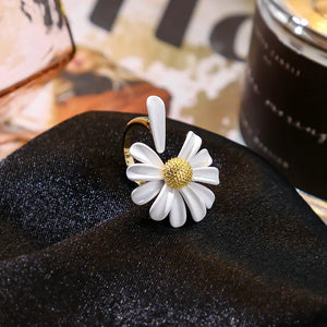 Vintage Daisy Flower Ring - Desagga