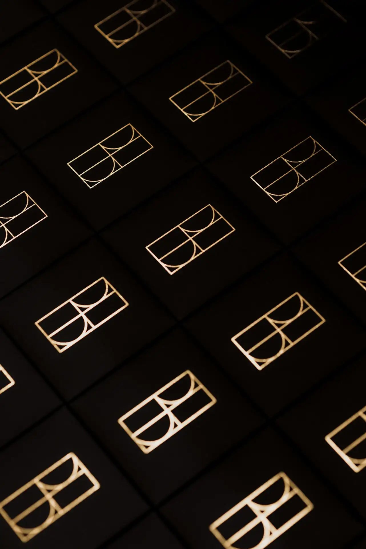 BELLER gold ring packaging