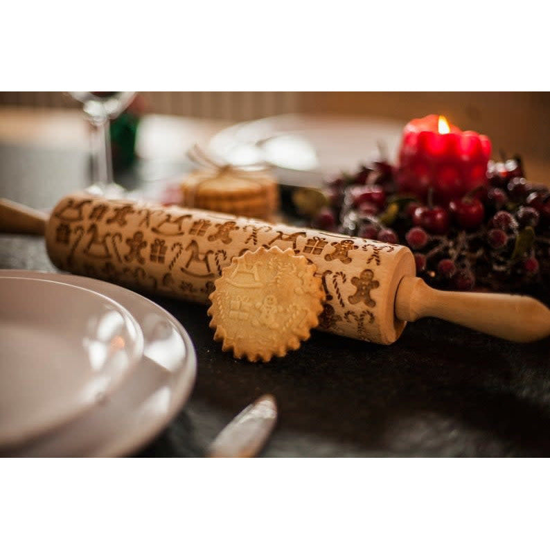 Winter Animals Scene Embossed Rolling Pin – Impress! Bakeware