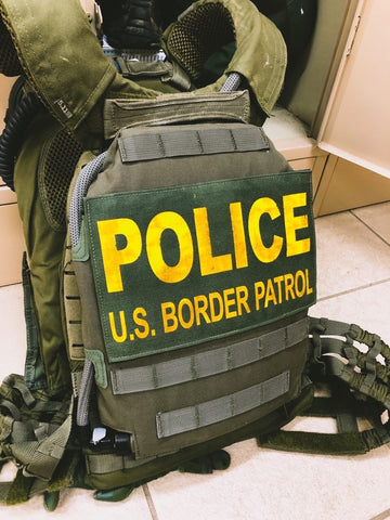IcePlate Curve porte-plaques à profil bas pour l'hydratation, le refroidissement et le chauffage des gilets pare-balles militaires et des forces de l'ordre utilisés par la US Border Patrol