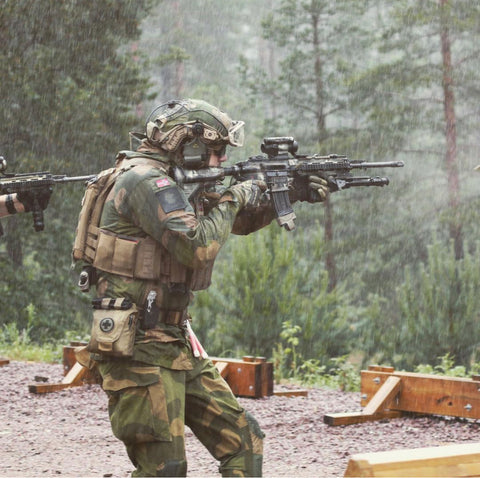 IcePlate Curve support de plaque d'hydratation, de refroidissement et de chauffage pour les militaires et les forces de l'ordre