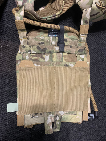 Plate carrier hydration setup: how to mount IcePlate MOLLE Sleeves to your Ferro Concepts Slickster