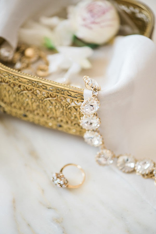 boudior bridal photo shoot with jewelry