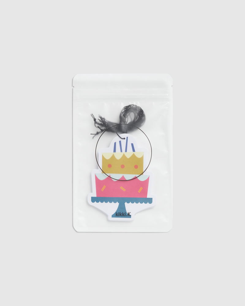 Gift Tag Nostalgia Cake 10pk