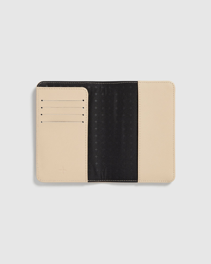 CONTINENTAL PASSPORT HOLDER