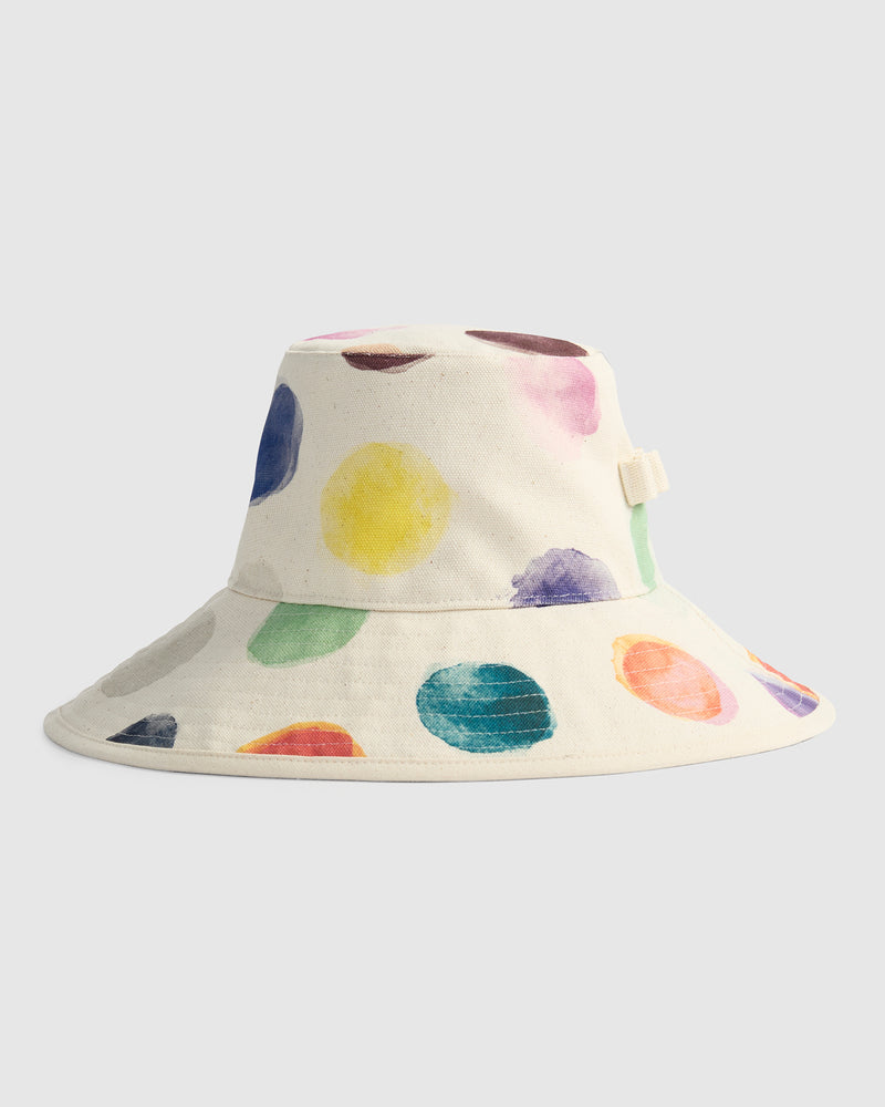 BUCKET HAT