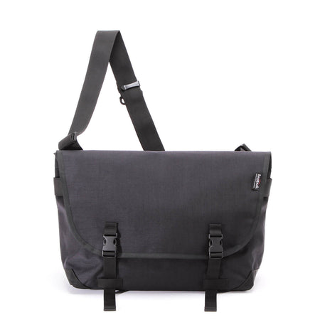 バッグジャック メッセンジャーバッグ Black Classic pogo Messenger M 