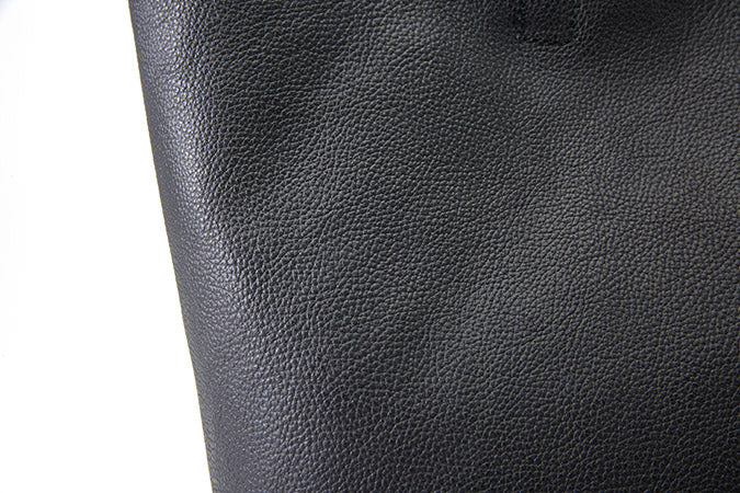 Slow original embossed leather made by Tochigi Leather Co., Ltd.