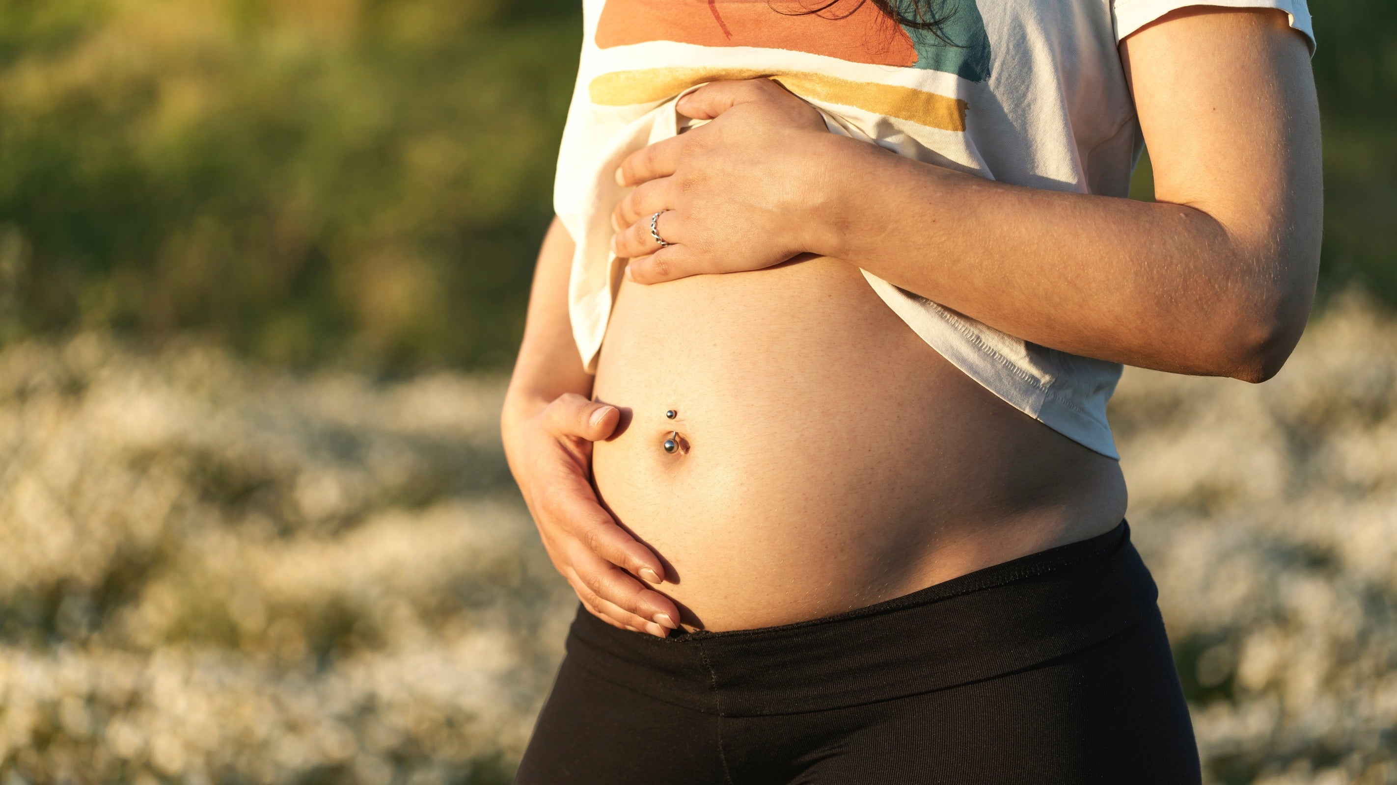 Pregnancy and Belly Button Piercing