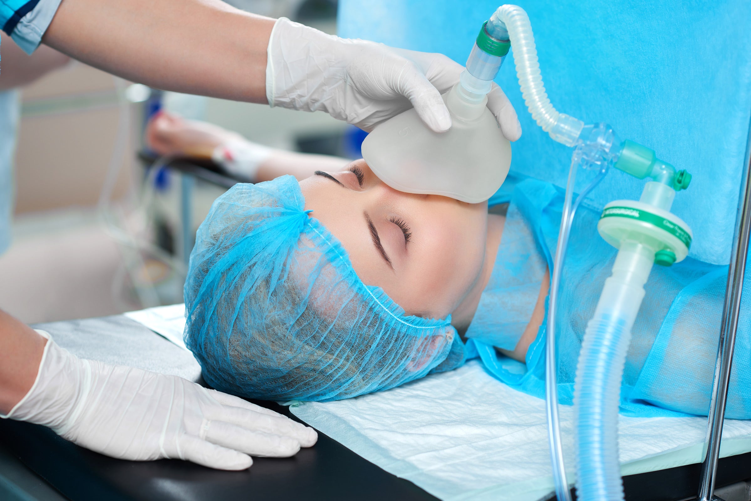 Possible explanations for dreams while under anesthesia