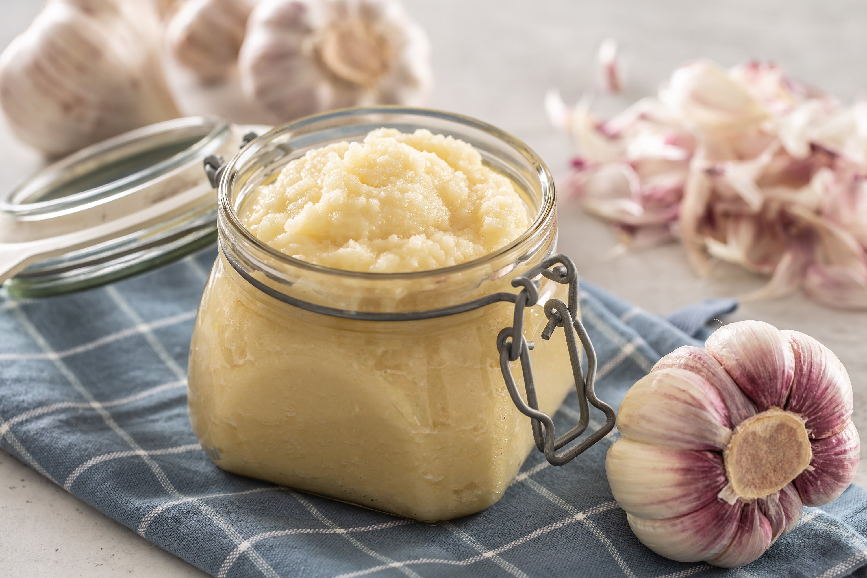 Garlic Natural Remedies to Get Rid of Warts Fast and Painless