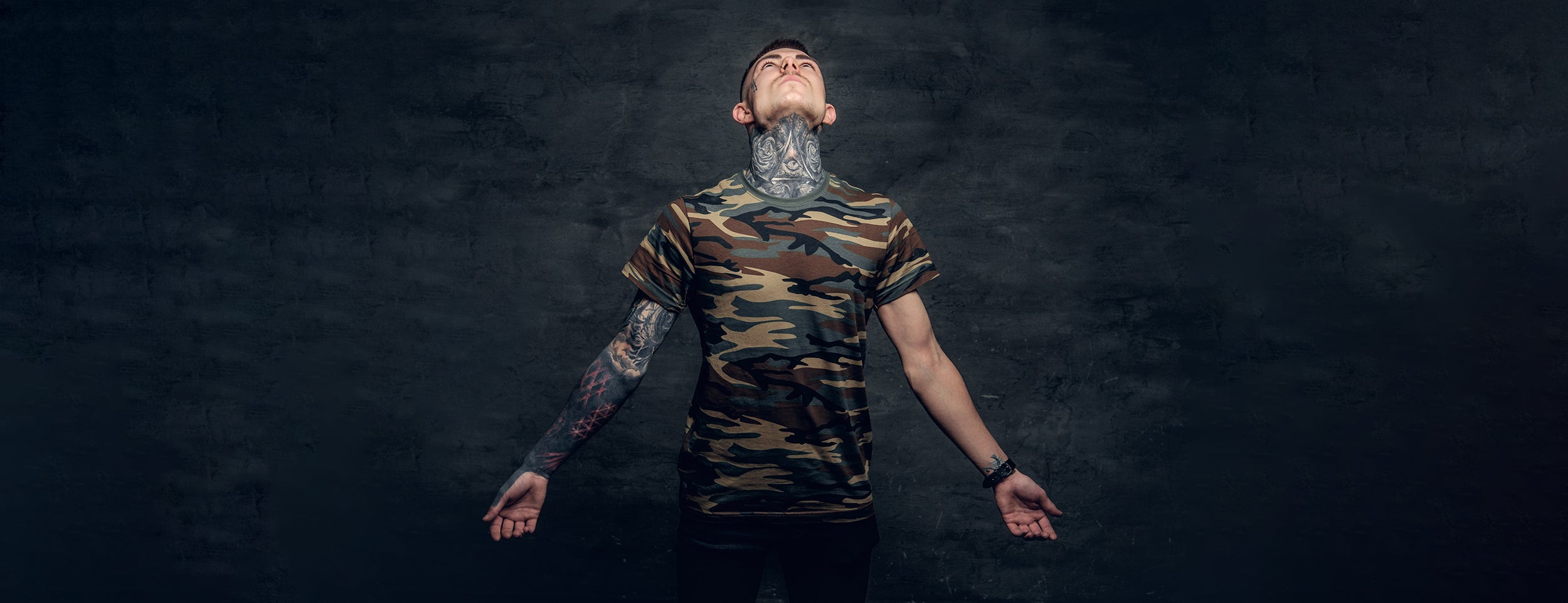 Tips for Reducing Neck Tattoo Pain