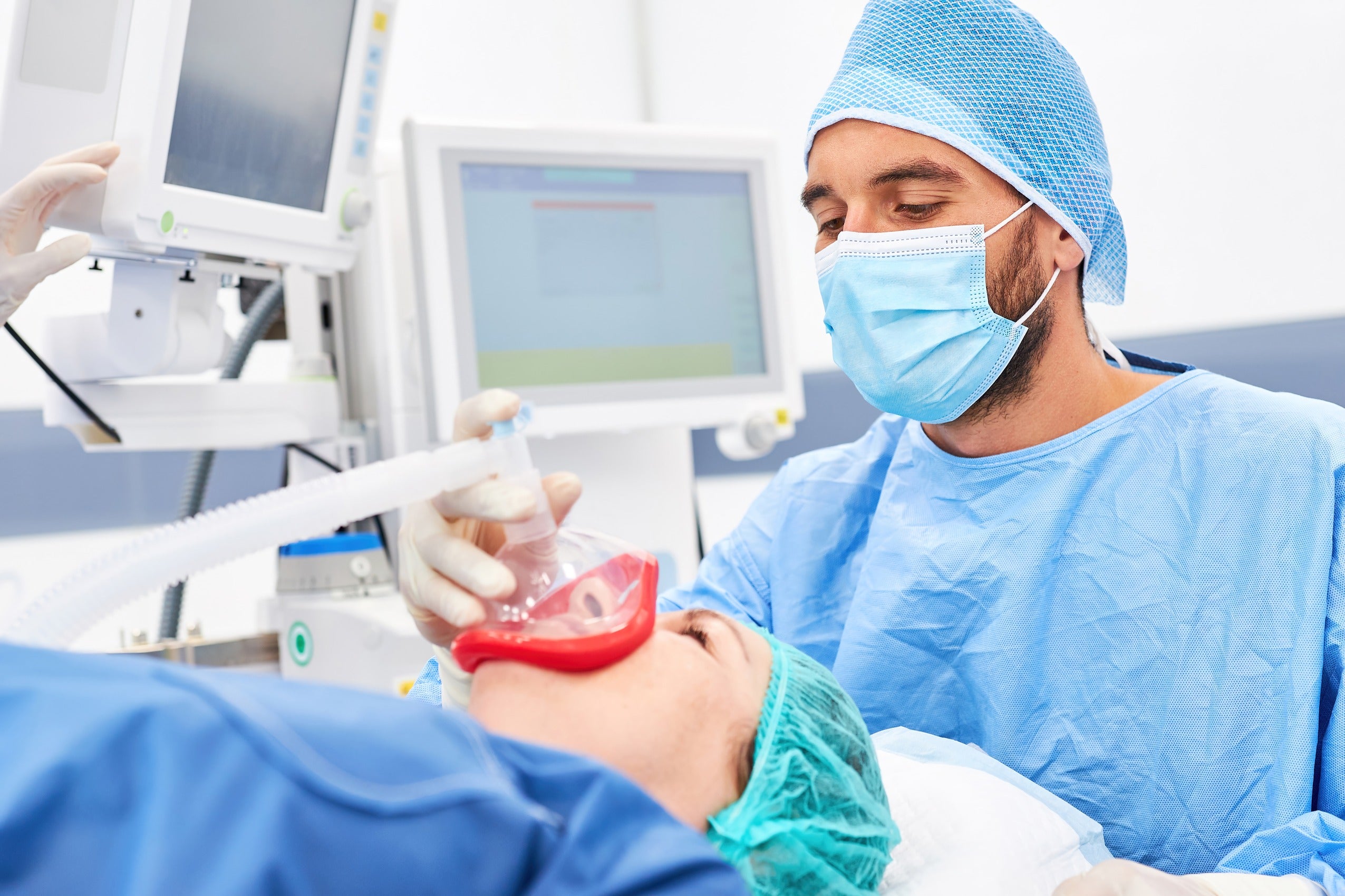 Complications and risks associated with anesthesia