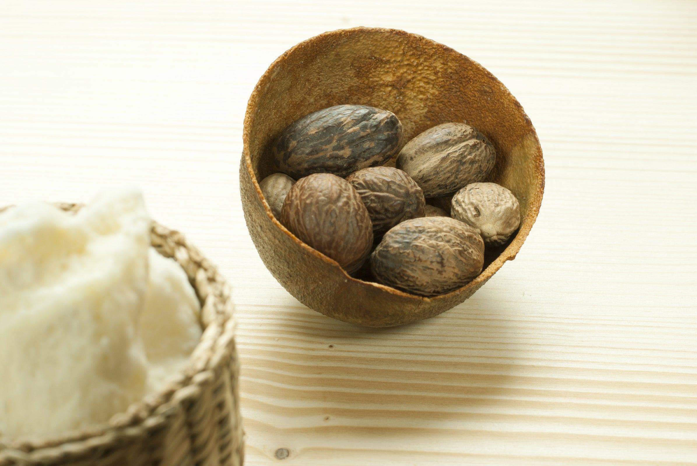 Homemade Shea Butter and Sweet Almond Oil Moisturizing Face Masks