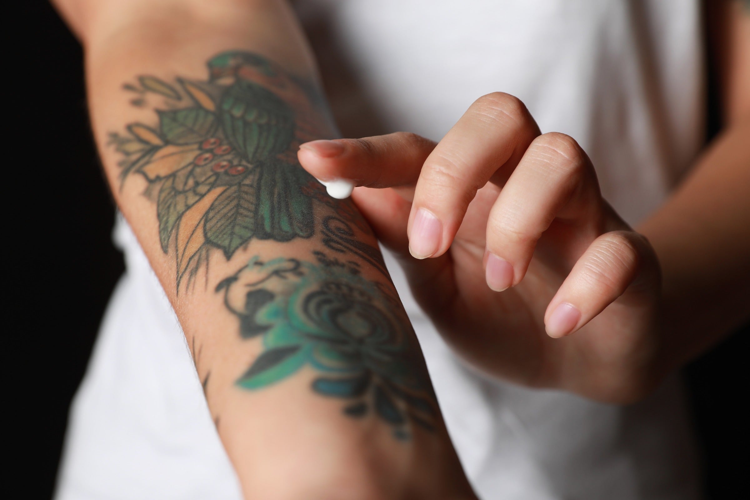 Aftercare for tattoos using CBD