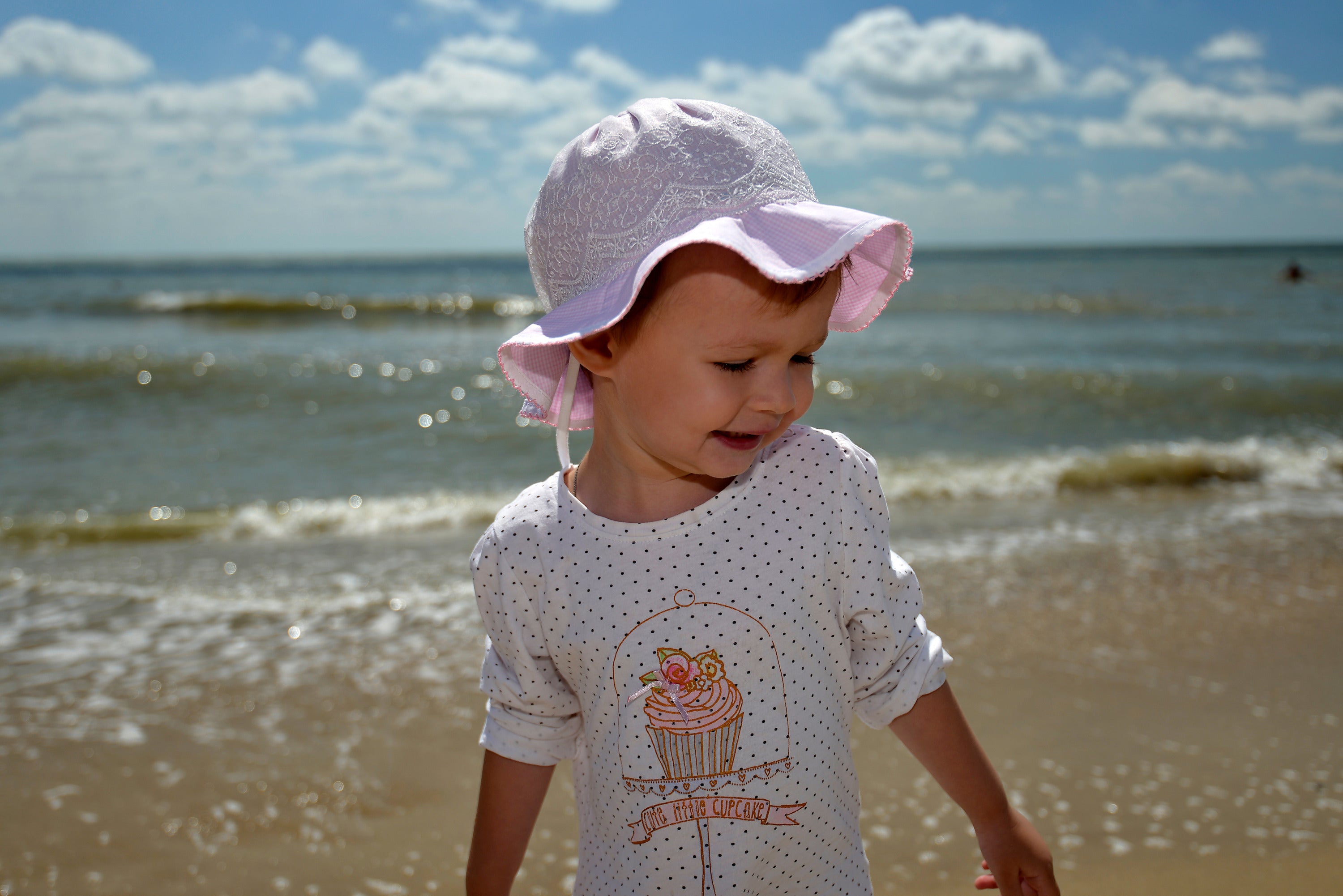 Use protective clothing or hats to prevent baby sunburn